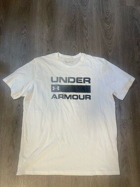 Under Armour HeatGear UA Team Issue Woodmark Short Sleeve